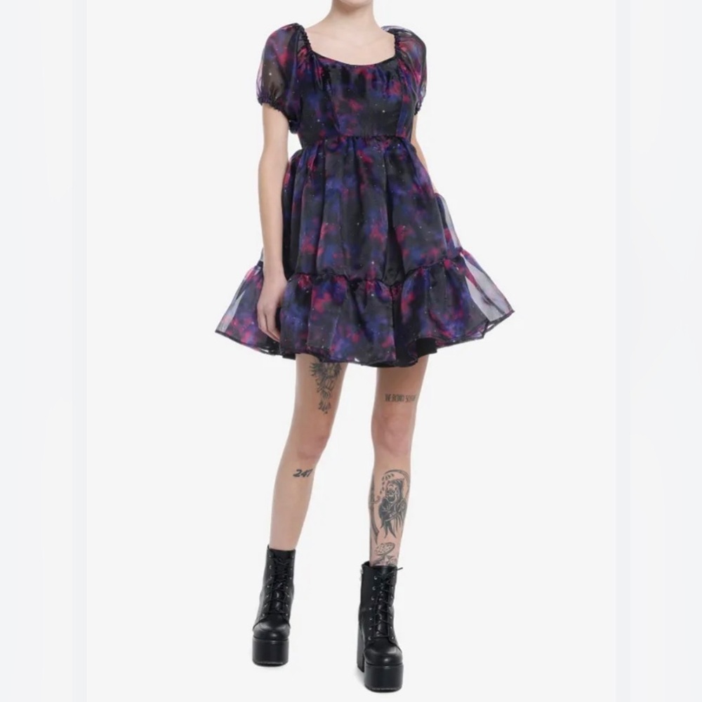 NWT Cosmic Aura Galaxy black and purple Organza Babydoll Dress.Cotton lining. L